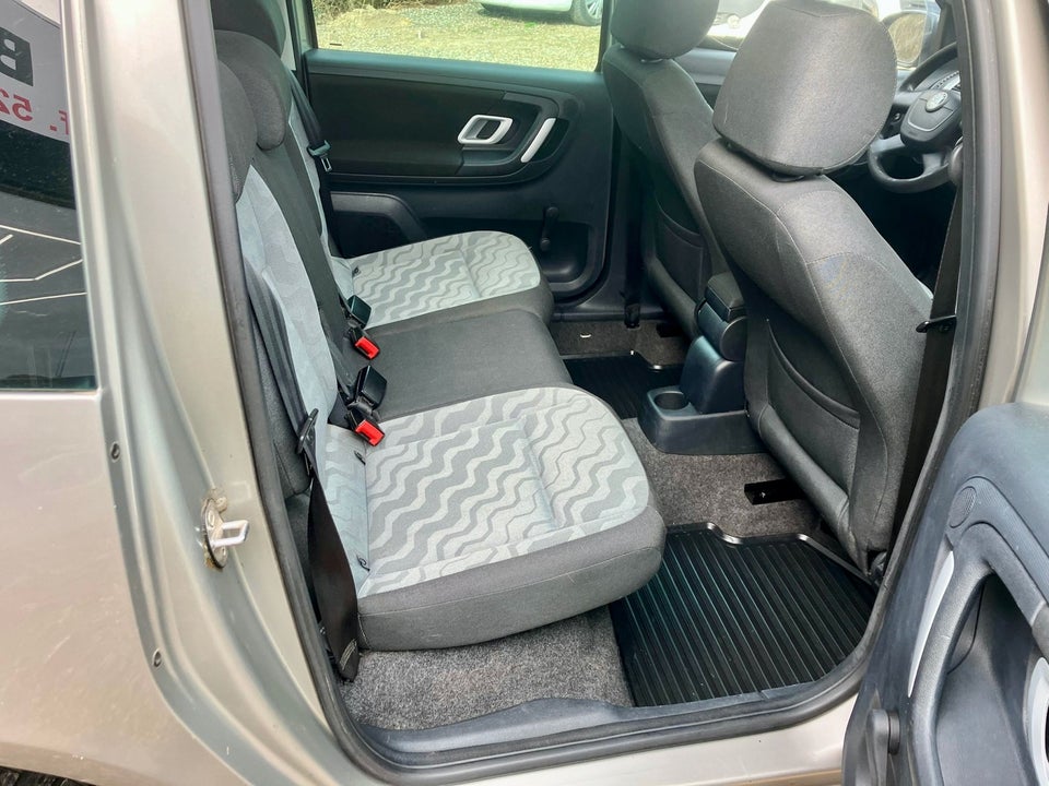 Skoda Roomster 1,9 TDi Comfort 5d