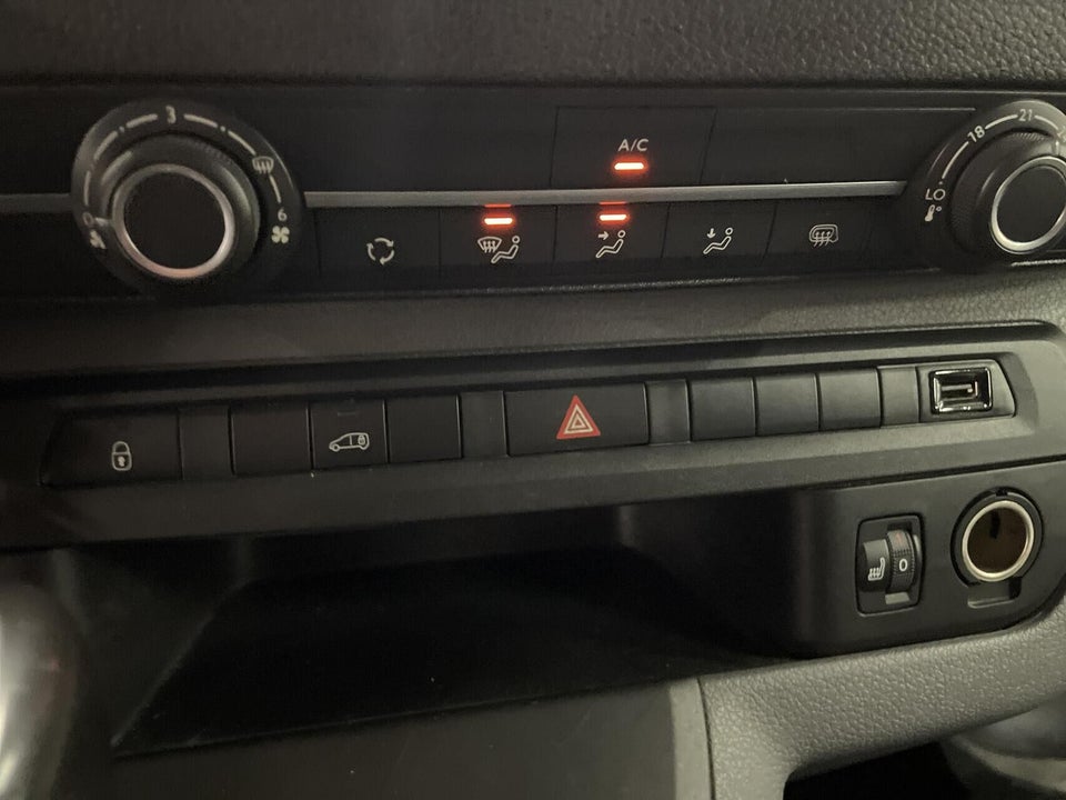 Toyota ProAce 2,0 D 122 Long Comfort Master 5d