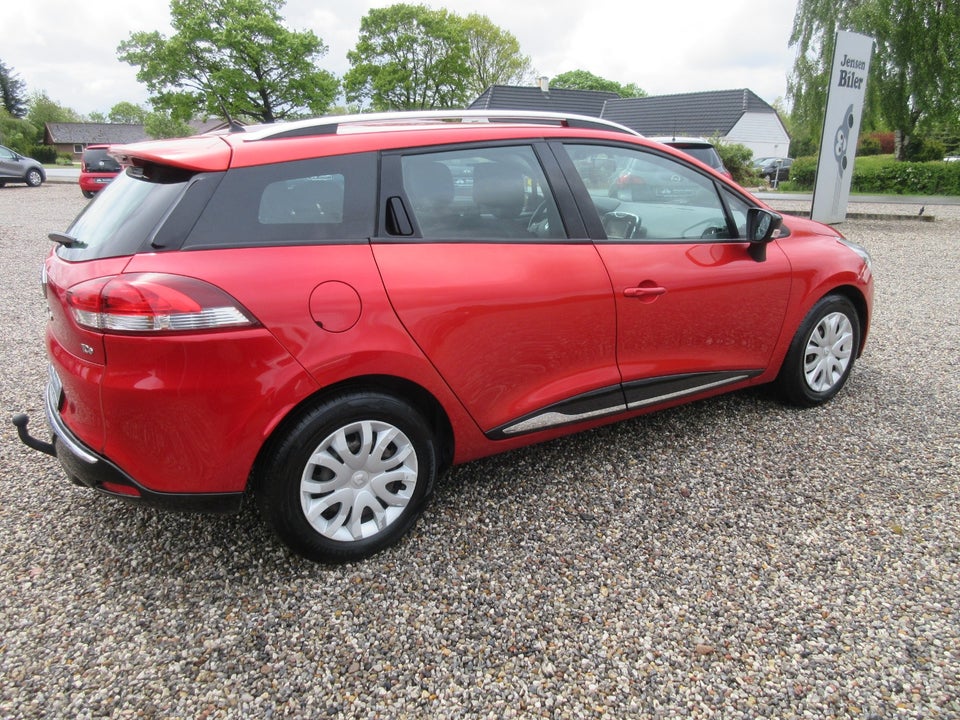 Renault Clio IV 0,9 TCe 90 Expression Sport Tourer 5d