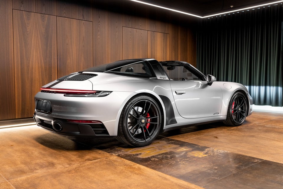 Porsche 911 Targa 4 GTS 3,0 PDK 2d