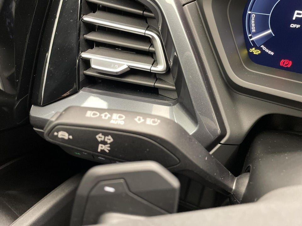 Audi Q4 e-tron 45 S-line quattro 5d