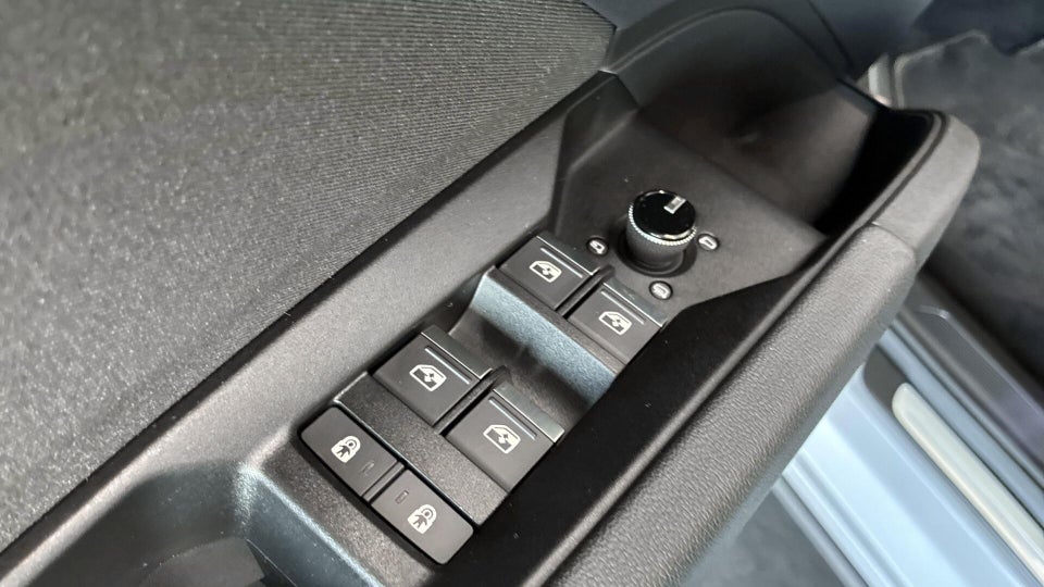 Audi Q4 e-tron 40 S-line 5d