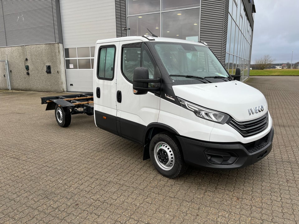 Iveco Daily 3,0 35S18 4100mm Db.Kab AG8