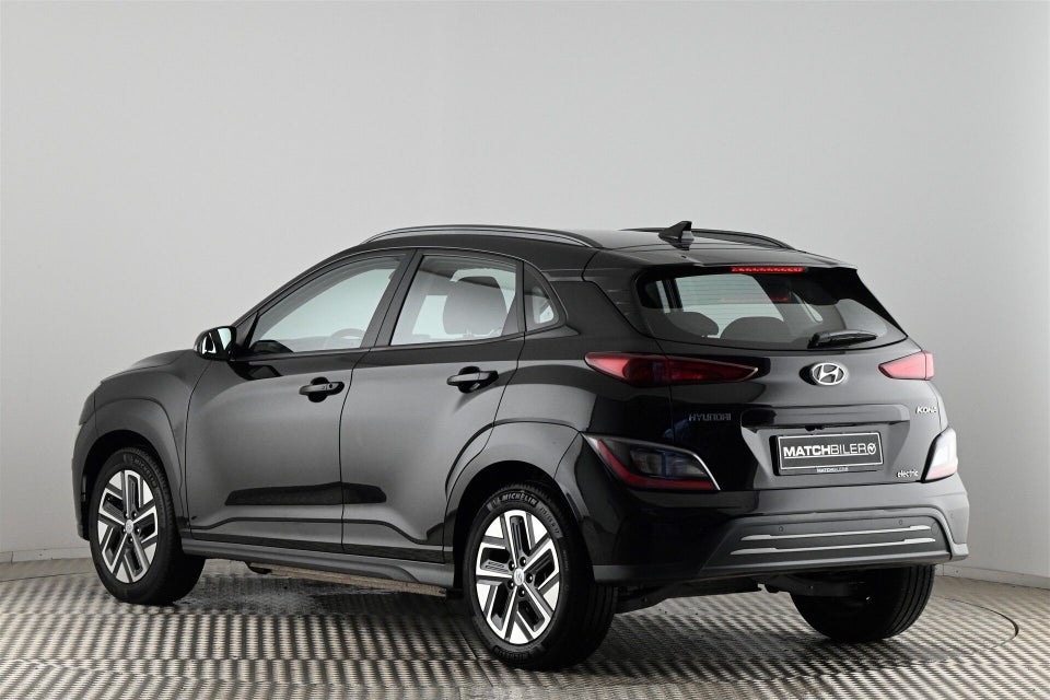 Hyundai Kona 39 EV Essential 5d