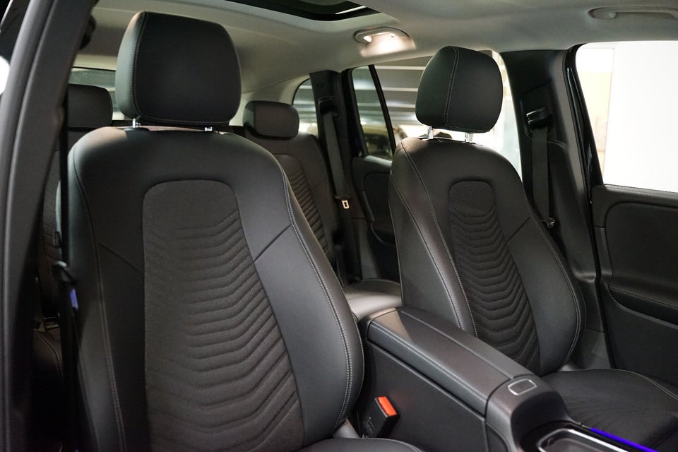 Mercedes EQB250+ Progressive 5d