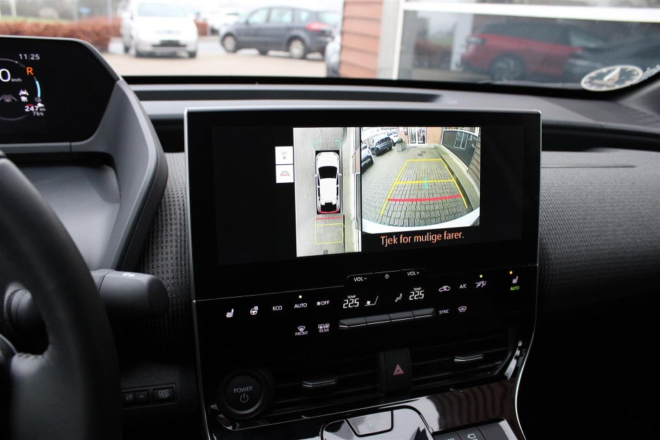 Toyota bZ4X Active 5d