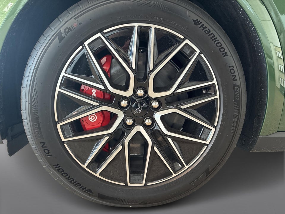 Ford Mustang Mach-E 88 Premium Extended Range 5d