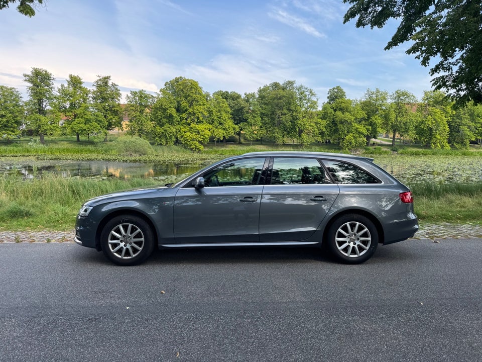 Audi A4 1,8 TFSi 120 S-line Avant 5d