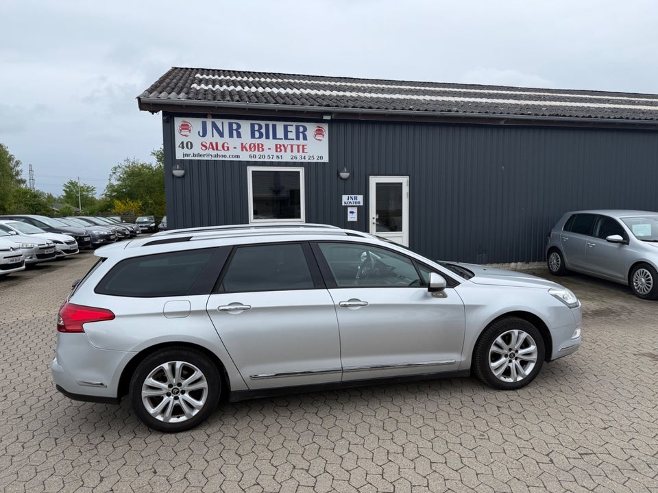 Citroën C5 2,0 HDi 140 Comfort Tourer 5d
