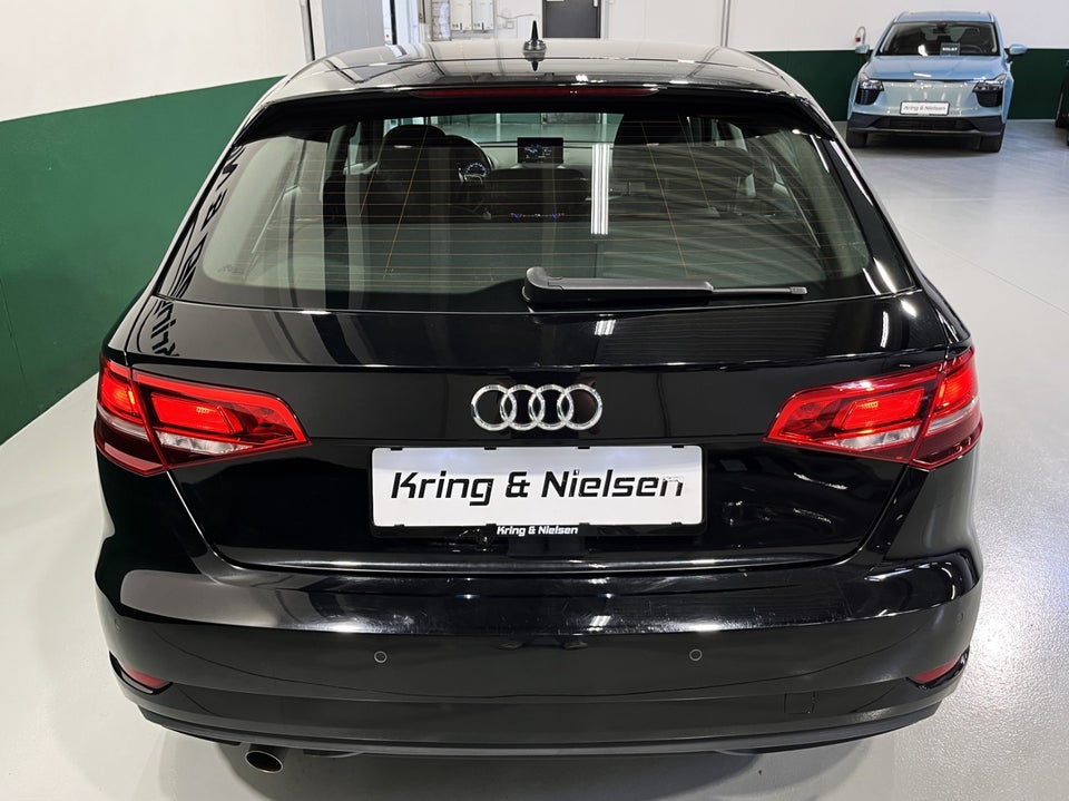 Audi A3 1,6 TDi 116 Sportback 5d