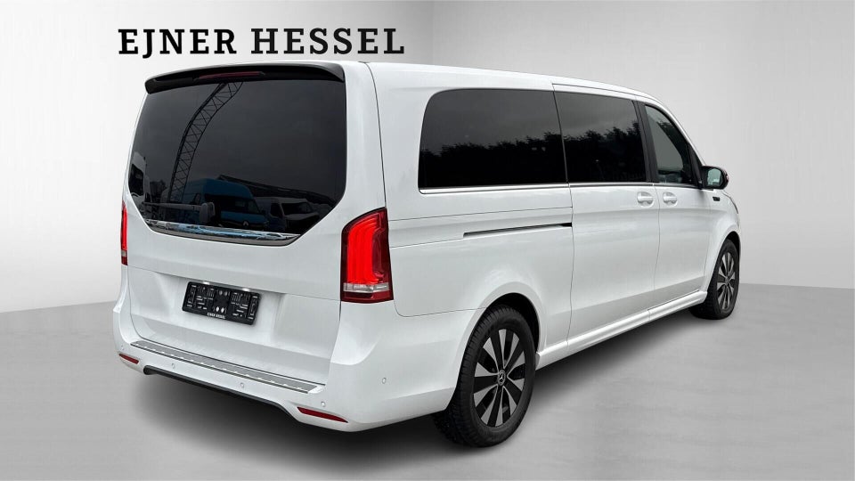 Mercedes EQV300 Avantgarde XL Van