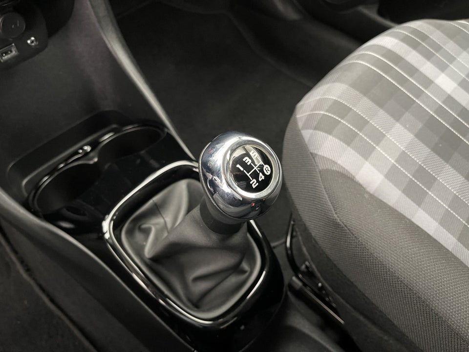 Peugeot 108 1,0 e-VTi 72 Allure+ 5d