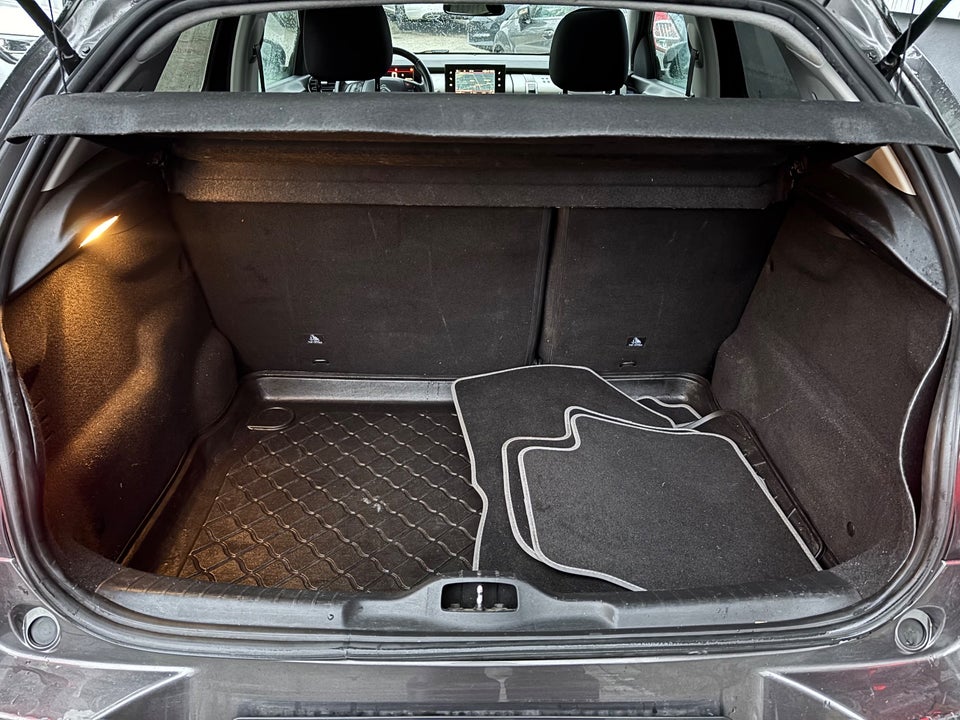 Citroën C4 Cactus 1,2 PureTech 110 SkyLine 5d