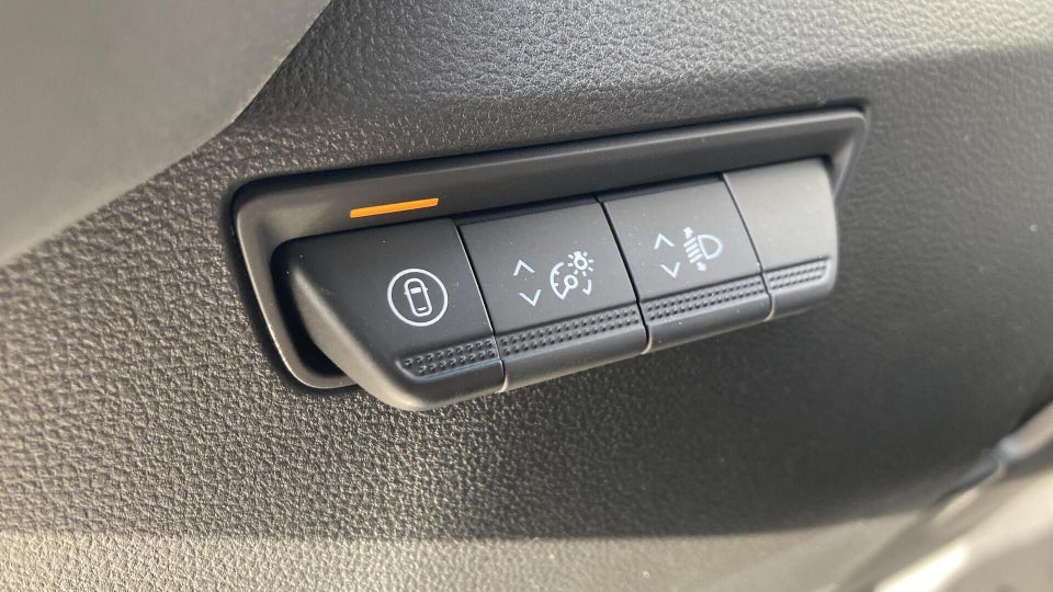 Renault Master V T33 2,0 dCi 130 L2H2 Kassevogn Tekno