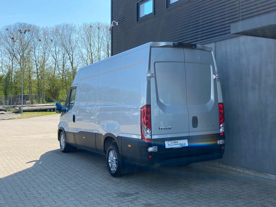 Iveco Daily 3,0 35S18 12m³ Van AG8