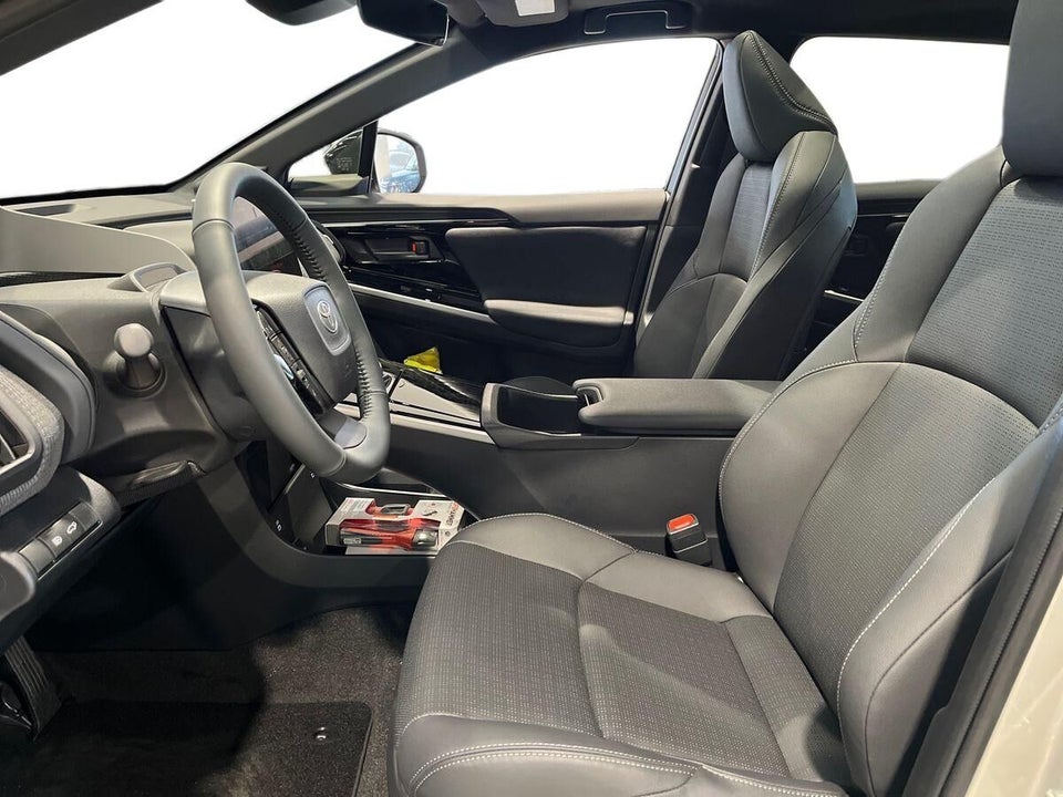 Toyota bZ4X Executive Premium 5d