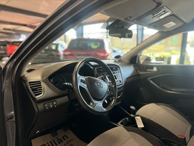 Hyundai i20 1,25 Trend 5d