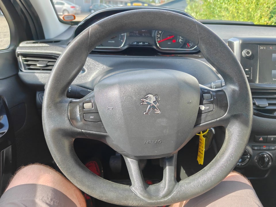 Peugeot 208 1,2 VTi Active 5d