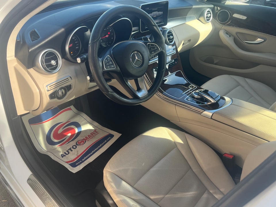 Mercedes C200 2,0 aut. 4d