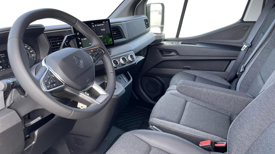 Renault Master V T33 2,0 dCi 150 L2H2 Kassevogn Tekno aut.