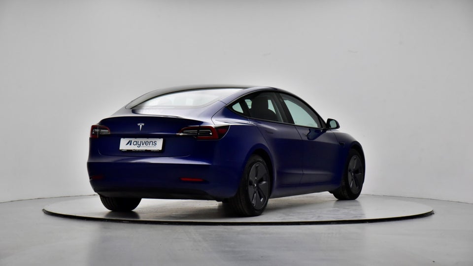 Tesla Model 3 Standard Range+ RWD 4d