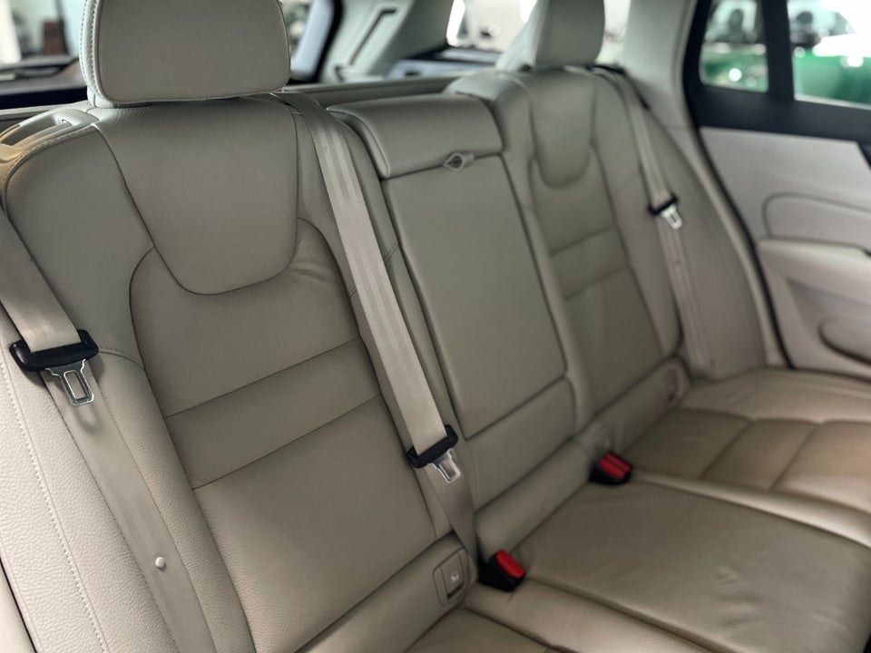 Volvo V60 2,0 T6 ReCharge Inscription aut. AWD 5d