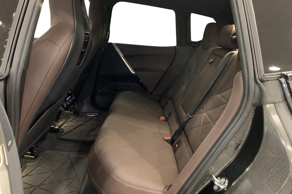 BMW iX xDrive40 Fully Charged 5d