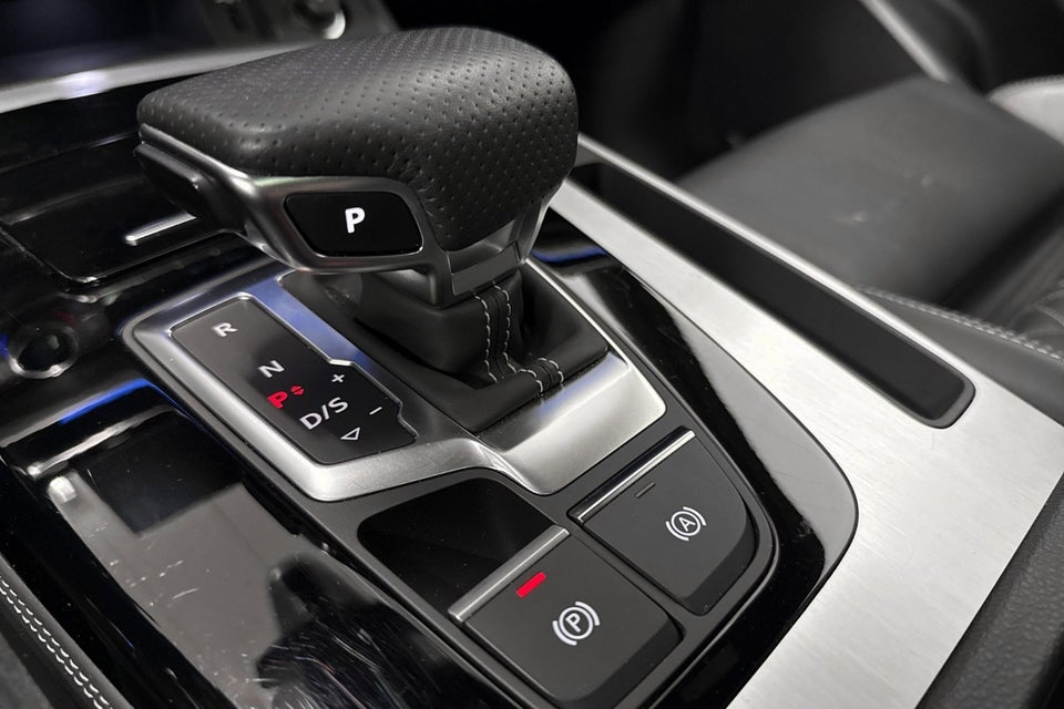 Audi Q5 50 TFSi e S-line quattro S-tr. 5d