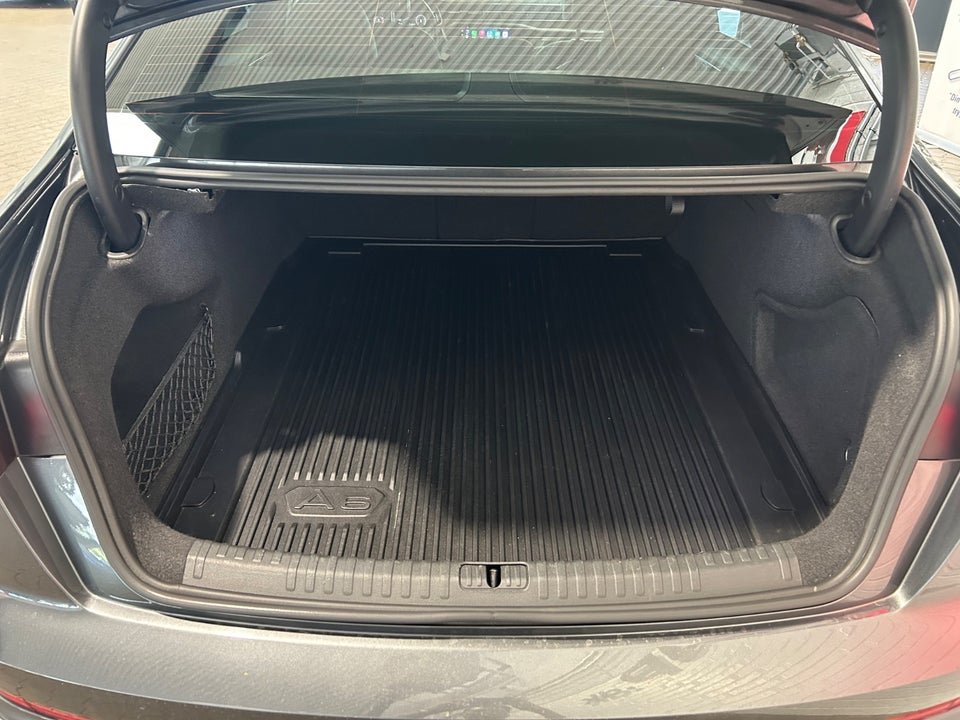 Audi A6 55 TFSi Sport quattro S-tr. 4d