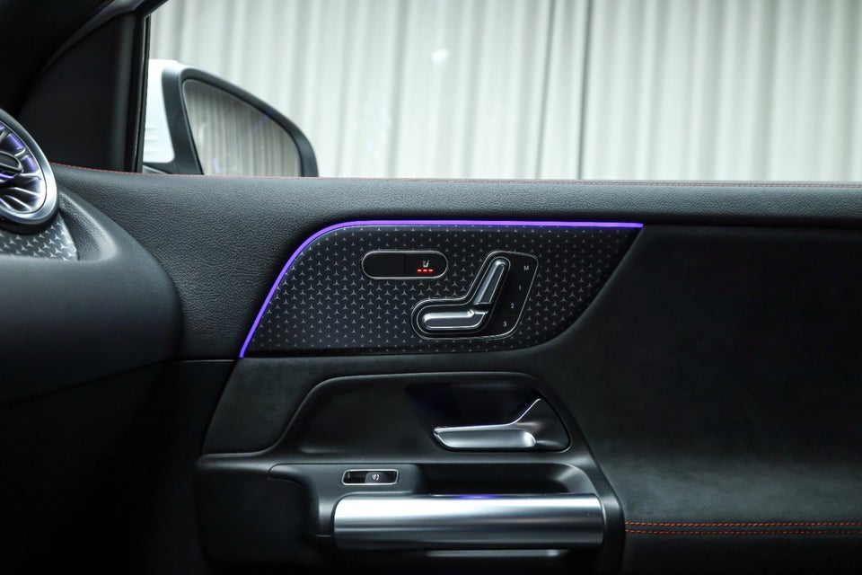 Mercedes EQA350 AMG Premium 4Matic 5d