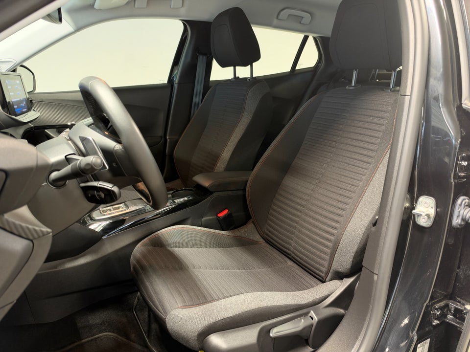 Peugeot 2008 1,2 PureTech 130 Active Pack EAT8 5d