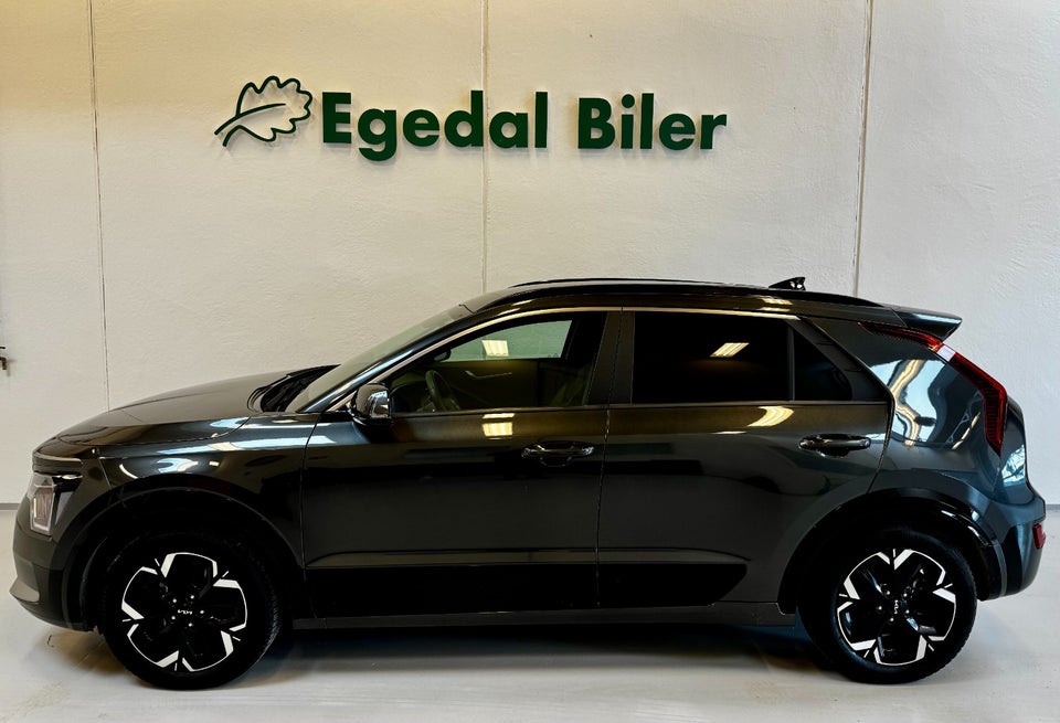 Kia Niro 64 EV Premium 5d