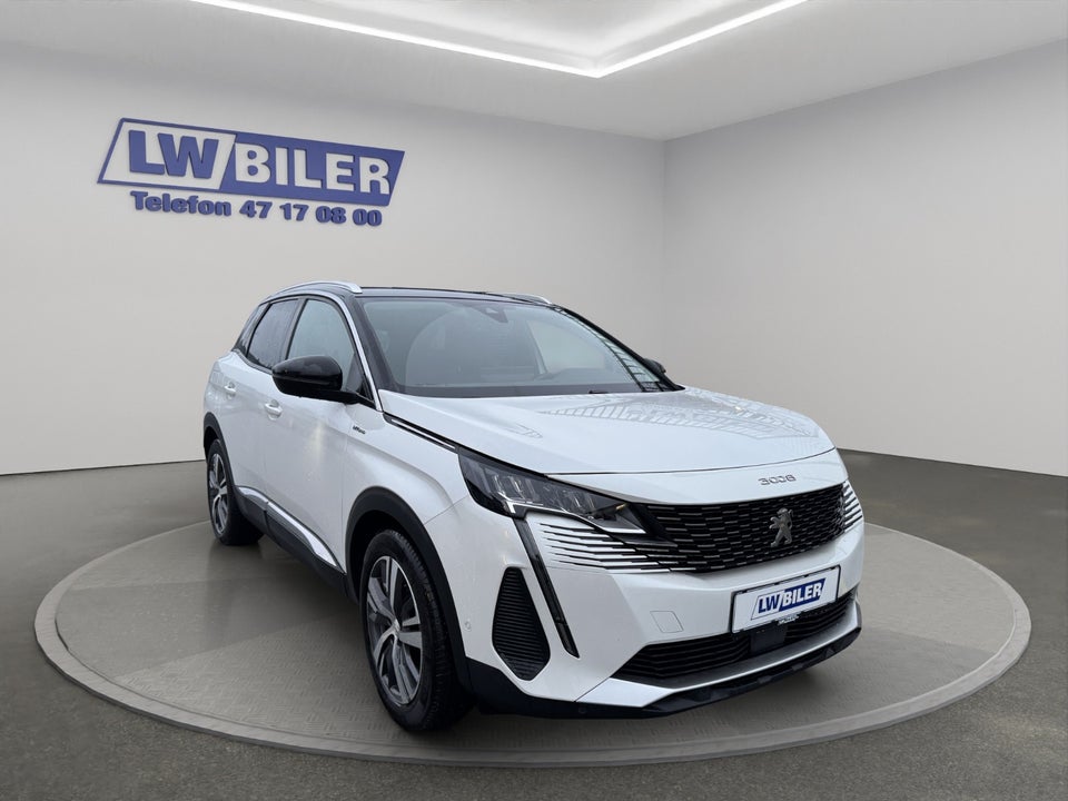 Peugeot 3008 1,6 Hybrid First Selection EAT8 5d