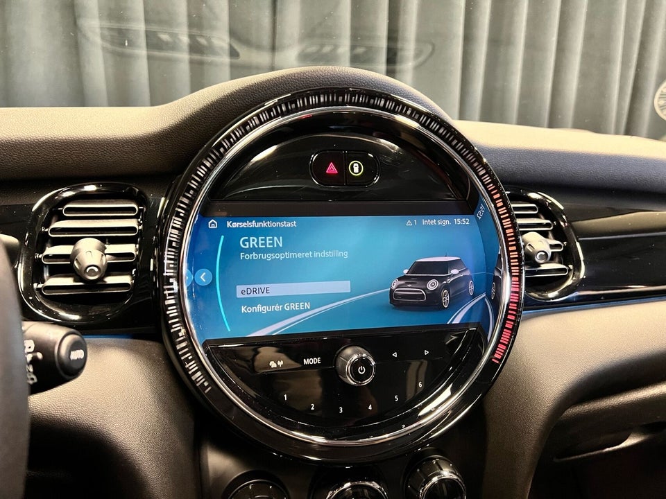 MINI Cooper SE Camden Edition 3d