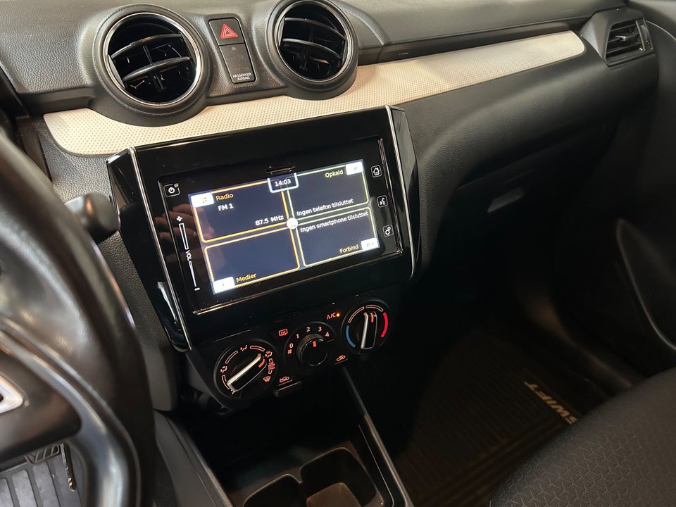 Suzuki Swift 1,2 mHybrid Exclusive 5d