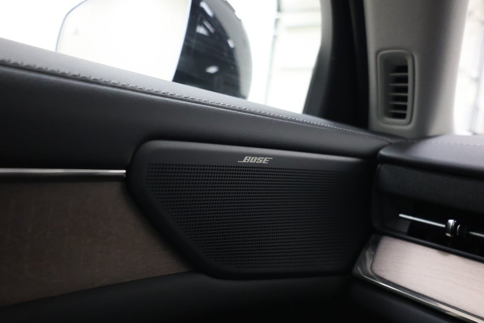 Volvo ES90 Extended Range Plus 4d