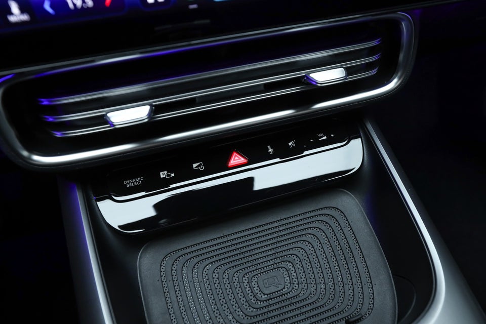 Mercedes CLA250+ EQ Progressive 4d