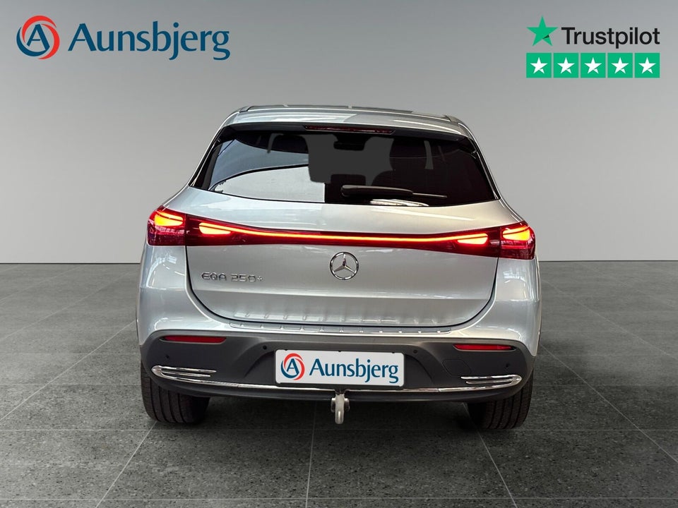 Mercedes EQA250+ Progressive 5d