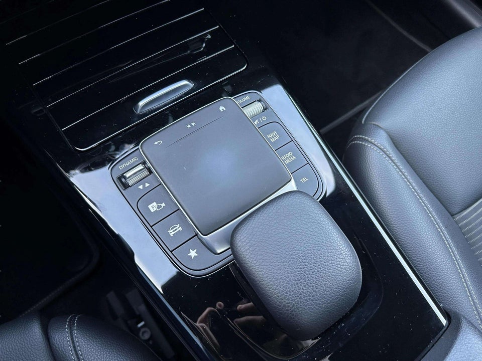 Mercedes A250 e 1,3 Progressive Line aut. 4d