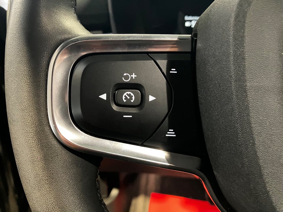 Volvo XC40 P6 ReCharge Core 5d