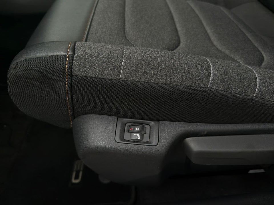 Citroën C3 1,2 PureTech 83 Shine Sport 5d