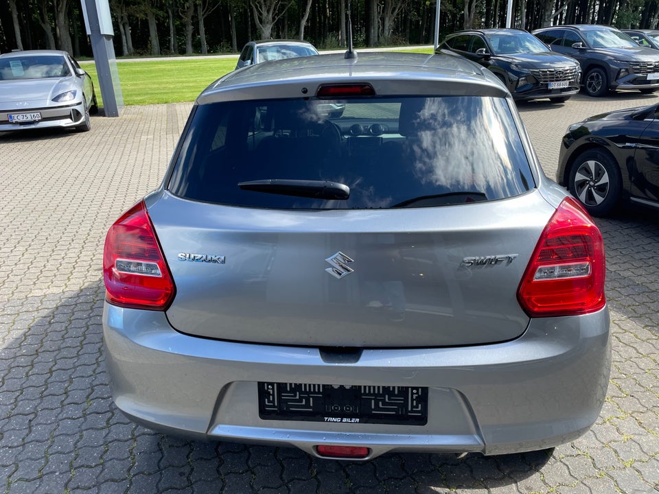 Suzuki Swift 1,2 Dualjet Exclusive CVT 5d