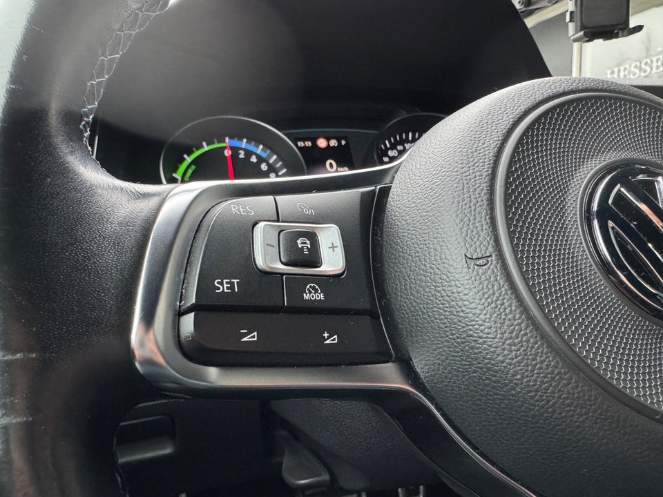 VW Golf VII 1,4 GTE DSG 5d