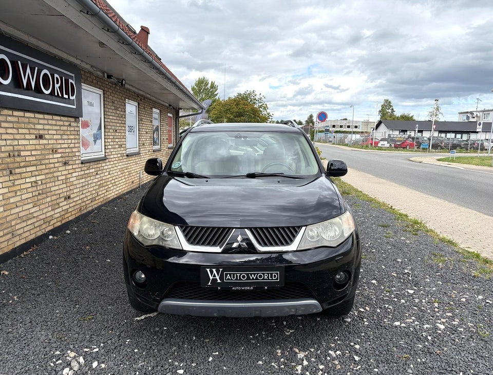 Mitsubishi Outlander 2,4 Instyle aut. 4WD 5d
