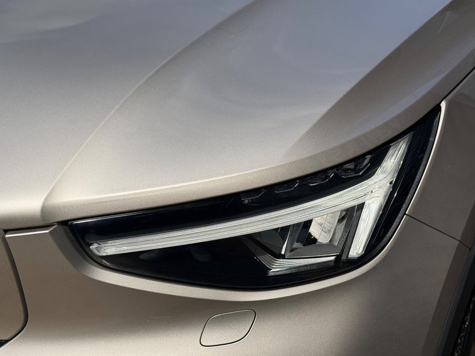 Volvo XC40 ReCharge Extended Range Ultimate 5d