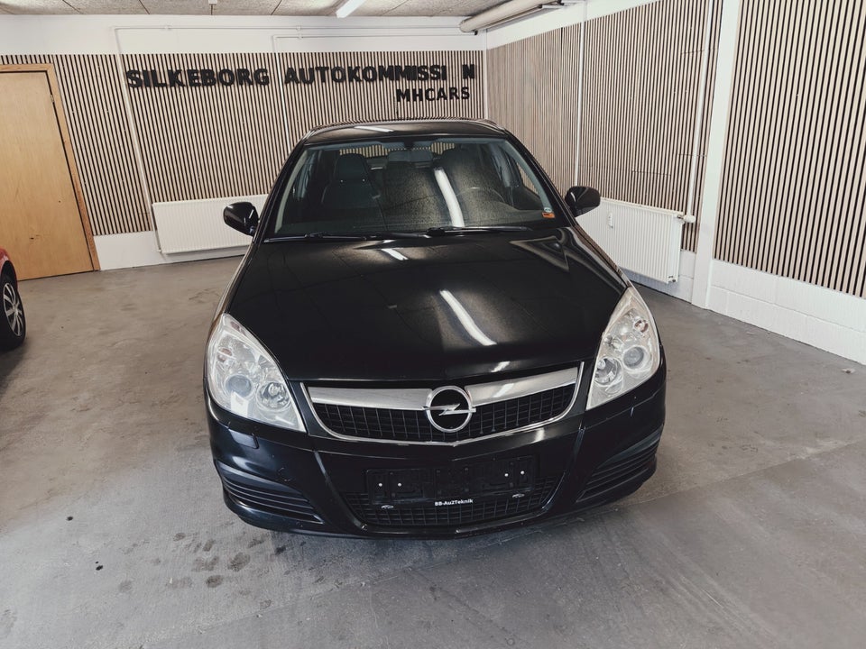 Opel Vectra 1,9 CDTi 150 Limited 4d