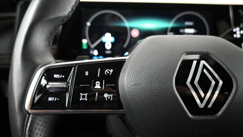 Renault Megane E-Tech 60 Iconic 5d