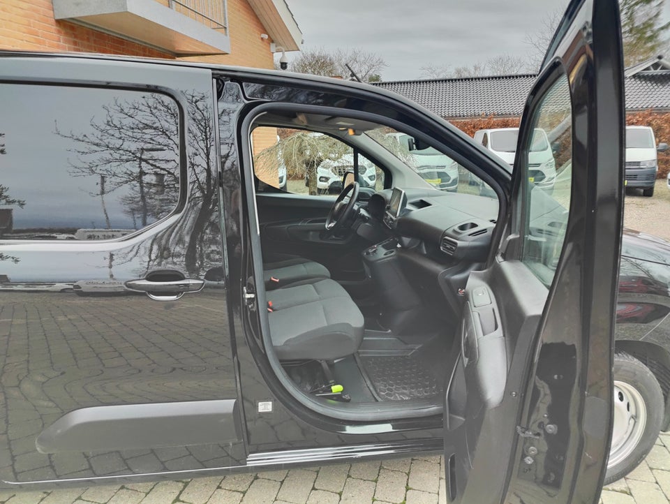 Citroën Berlingo 1,5 BlueHDi 130 L2 ProffLine+ EAT8 Van