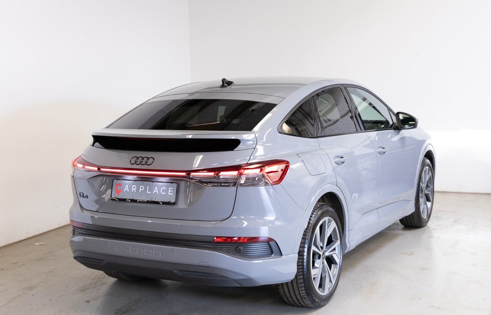 Audi Q4 e-tron 40 Advanced Sportback 5d