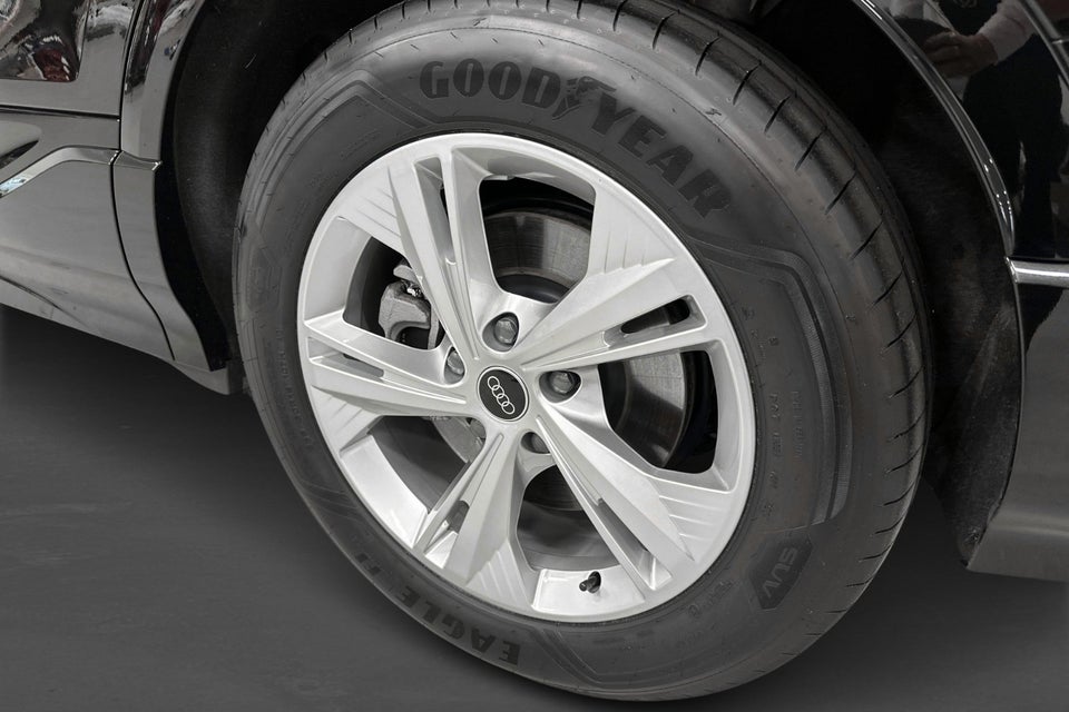 Audi Q6 e-tron Progress plus quattro 5d